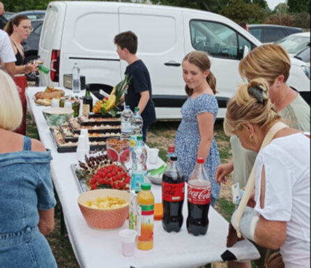 Célébration des 20 ans de Planète Fitness Rixheim en 2023 avec membres et équipe de la salle de sport